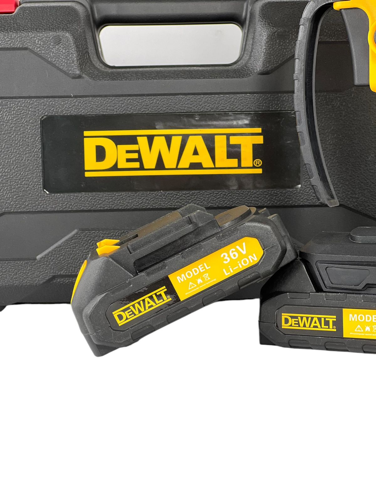 Moto Sierra DEWALT Grande 8" | Calidad y Potencia Garantizadas