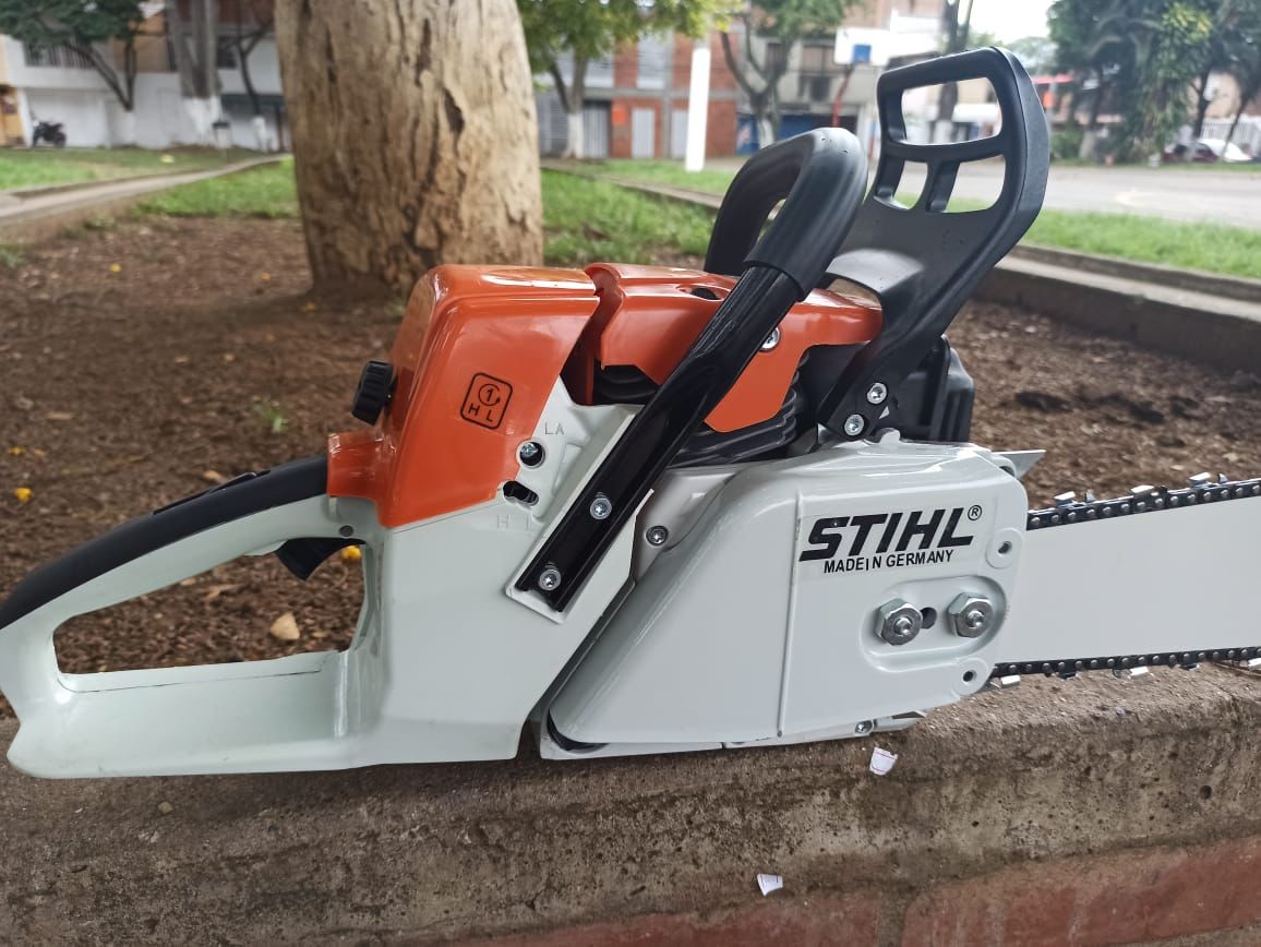 Motosierra Stihl MS 381 | Potencia y Eficiencia para Tareas Exigentes